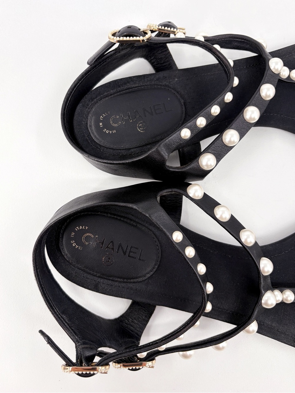 CHANEL Black Leather Pearl T-Strap Flat Thong Sandals 41 - Picture 11 of 15